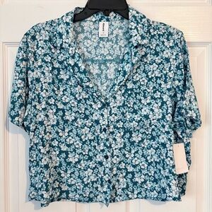 Abound Blue Floral Crop Button Down Shirt Women’s Size Medium Lightweight Top